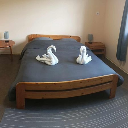 Bed and Breakfast Le Havre Du Corbeau Saint-Pierre-du-Chemin Exterior foto